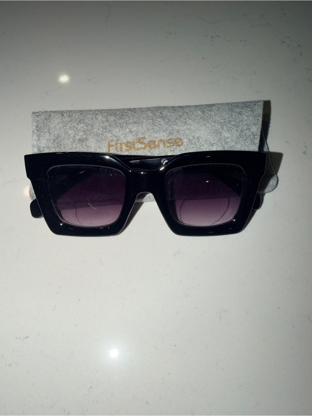 Woman's Black Fashion Bifocal Reading Sunglasses UV400 +1.5, Black, OS - Picture 6 of 7